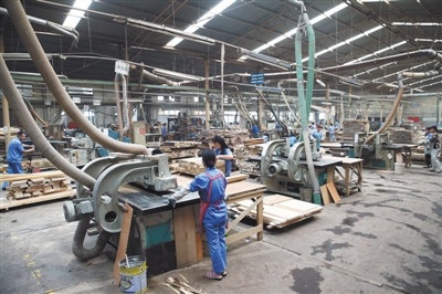 一些家具廠通過(guò)整體改造,已經(jīng)達(dá)到國(guó)家標(biāo)準(zhǔn)。